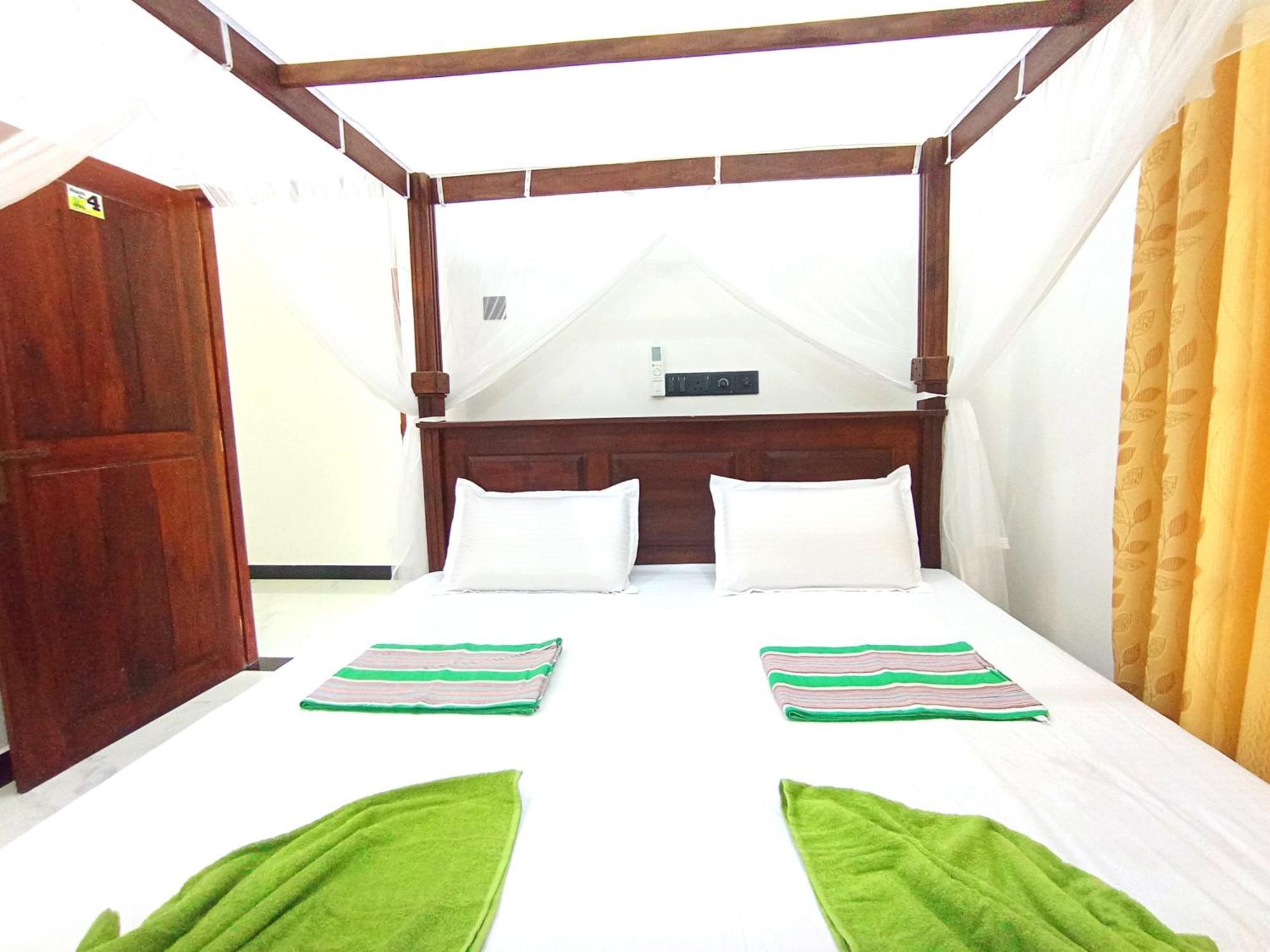 Amal Guest House Mirissa Exterior foto
